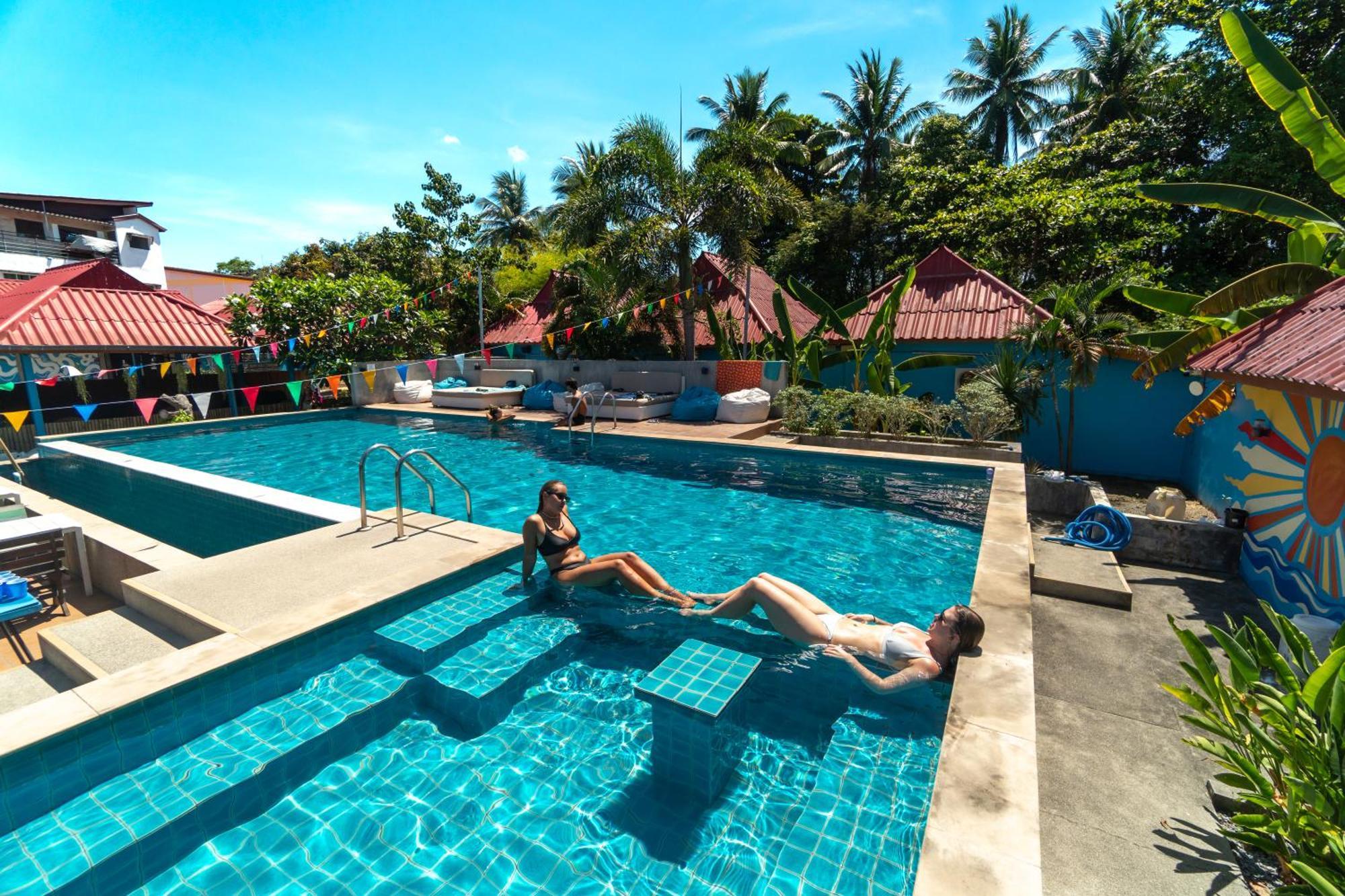 הוסטל באן תאי Bodega Koh Pha Ngan Pool מראה חיצוני תמונה
